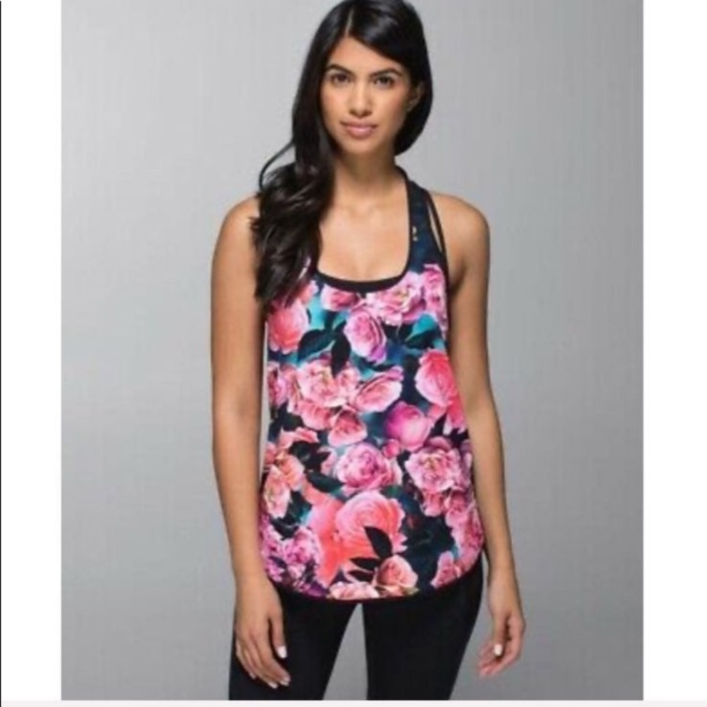 Lululemon Lighten Up Singlet Secret Garden Print